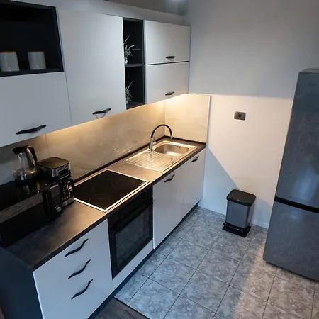 Arancin- Great Location Apartment *